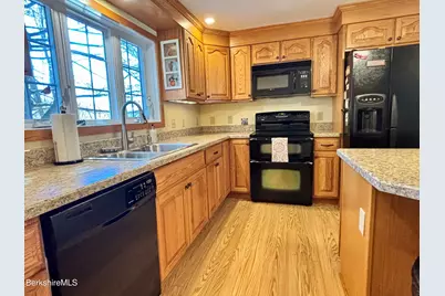 30 School St, Dalton, MA 01226 - Photo 13