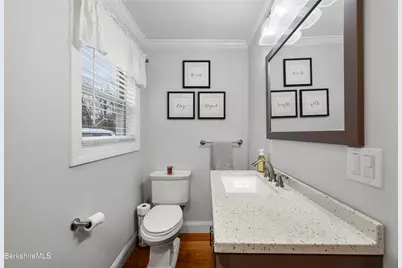 200 Narragansett Ave, Lanesborough, MA 01237 - Photo 35