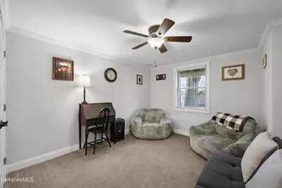 200 Narragansett Ave, Lanesborough, MA 01237 - Photo 43