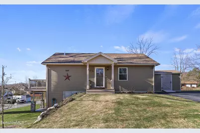 200 Narragansett Ave, Lanesborough, MA 01237 - Photo 49