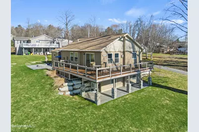 200 Narragansett Ave, Lanesborough, MA 01237 - Photo 59