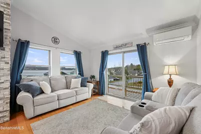 200 Narragansett Ave, Lanesborough, MA 01237 - Photo 29