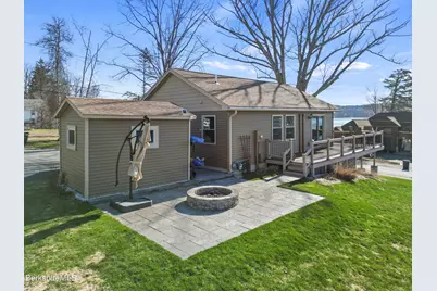 200 Narragansett Ave, Lanesborough, MA 01237 - Photo 13