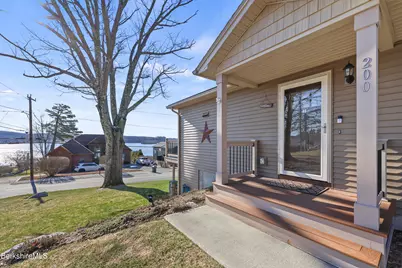 200 Narragansett Ave, Lanesborough, MA 01237 - Photo 7