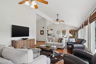 520 N Main St, Lanesborough, MA 01237 - Photo 21