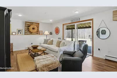 520 N Main St, Lanesborough, MA 01237 - Photo 33