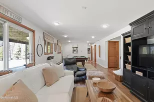 520 N Main St, Lanesborough, MA 01237 - Photo 37