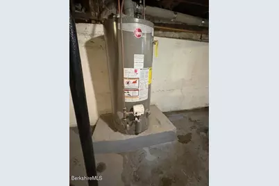 23 Murray Ave, North Adams, MA 01247 - Photo 23