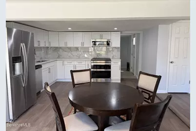 23 Murray Ave, North Adams, MA 01247 - Photo 9