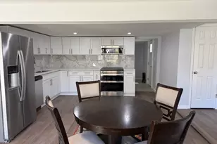 23 Murray Ave, North Adams, MA 01247 - Photo 9