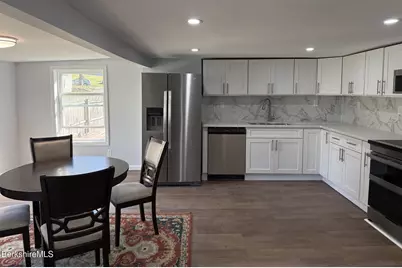 23 Murray Ave, North Adams, MA 01247 - Photo 7