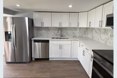 23 Murray Ave, North Adams, MA 01247 - Photo 3