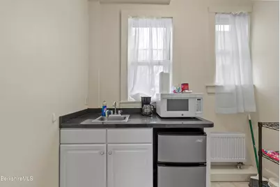 74 Wendell Ave, Pittsfield, MA 01201 - Photo 39