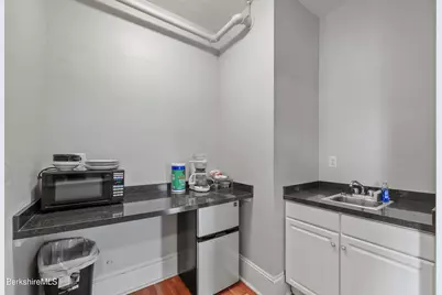 74 Wendell Ave, Pittsfield, MA 01201 - Photo 59