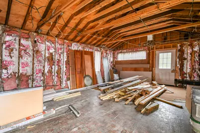 111 Columbia St, Adams, MA 01220 - Photo 31