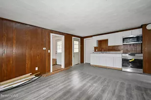 111 Columbia St, Adams, MA 01220 - Photo 27