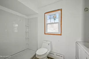 111 Columbia St, Adams, MA 01220 - Photo 23