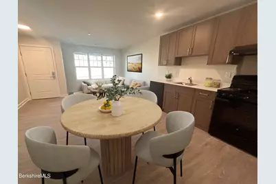 9 Brushwood Way #9, Lenox, MA 01240 - Photo 5