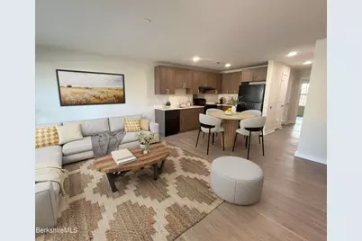 9 Brushwood Way #9, Lenox, MA 01240 - Photo 3