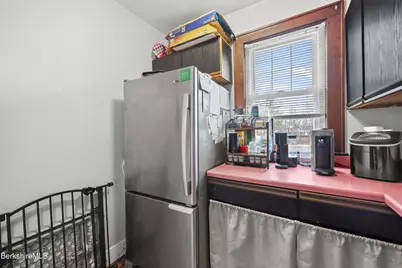 68 Church St, Hinsdale, MA 01235 - Photo 15