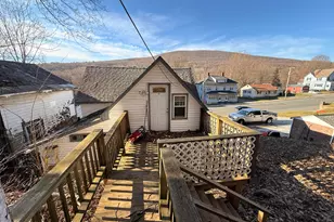 422 W Main St, North Adams, MA 01247 - Photo 15