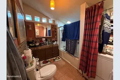 422 W Main St, North Adams, MA 01247 - Photo 9