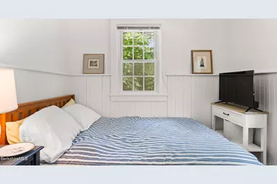 25 Pine St, New Marlboro, MA 01230 - Photo 19