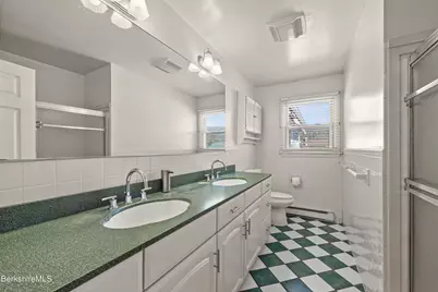 43 Baldwin Ave, Pittsfield, MA 01201 - Photo 27