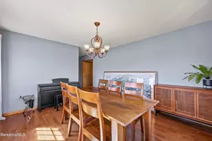 43 Baldwin Ave, Pittsfield, MA 01201 - Photo 17