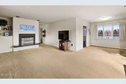 59 Joan Dr, Pittsfield, MA 01201 - Photo 21