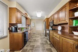 59 Joan Dr, Pittsfield, MA 01201 - Photo 11