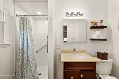 59 Joan Dr, Pittsfield, MA 01201 - Photo 25