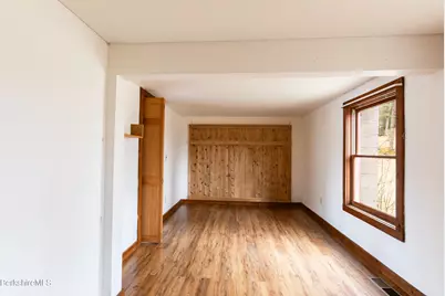 19 Cove Ln, Hinsdale, MA 01235 - Photo 13