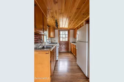 19 Cove Ln, Hinsdale, MA 01235 - Photo 21