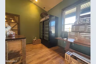20 Williamstown Rd, Lanesborough, MA 01237 - Photo 17