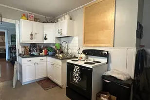 84 Washington Ave, North Adams, MA 01247 - Photo 27