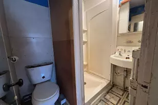 31 William St, Chester, MA 01011 - Photo 5