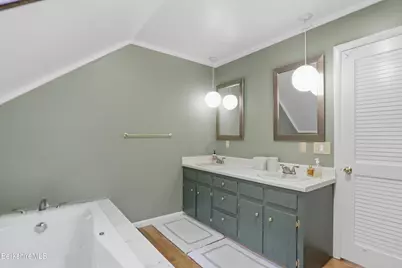 56 Victoria Ln, Lanesborough, MA 01237 - Photo 33