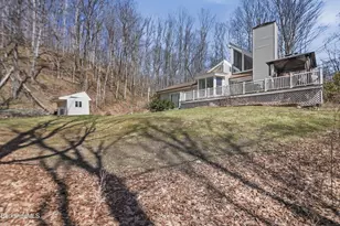 56 Victoria Ln, Lanesborough, MA 01237 - Photo 3