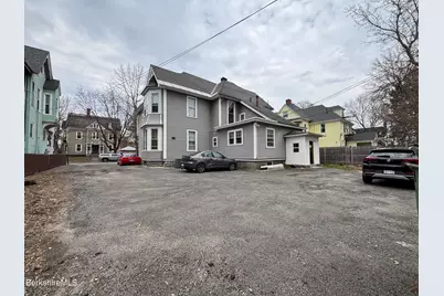 31 Bartlett Ave, Pittsfield, MA 01201 - Photo 7