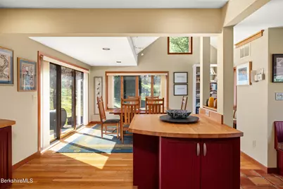 171 Knolls Rd, Williamstown, MA 01267 - Photo 9