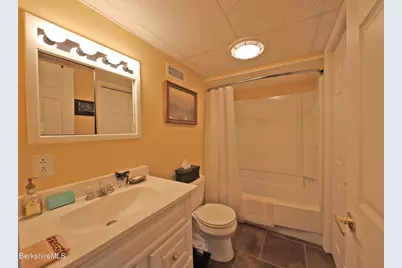 7 Rolling Hills #7-8, Lenox, MA 01240 - Photo 31