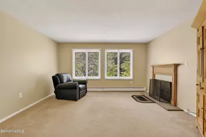 122 Blythewood Dr, Pittsfield, MA 01201 - Photo 25