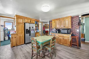 26 Crosier Ave, Pittsfield, MA 01201 - Photo 5