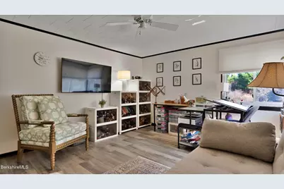 4 Fox Meadow Ln, Stockbridge, MA 01262 - Photo 11