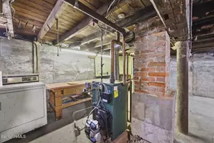 49 McArthur St, Pittsfield, MA 01201 - Photo 29