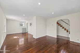 49 McArthur St, Pittsfield, MA 01201 - Photo 9