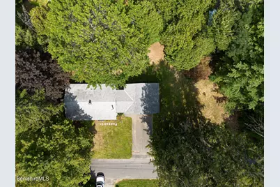 8 Stillwell St, Great Barrington, MA 01230 - Photo 3