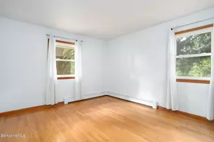 8 Stillwell St, Great Barrington, MA 01230 - Photo 17