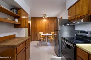 8 Stillwell St, Great Barrington, MA 01230 - Photo 9